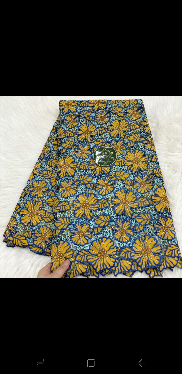 Broderie  - Vue détaillée 33