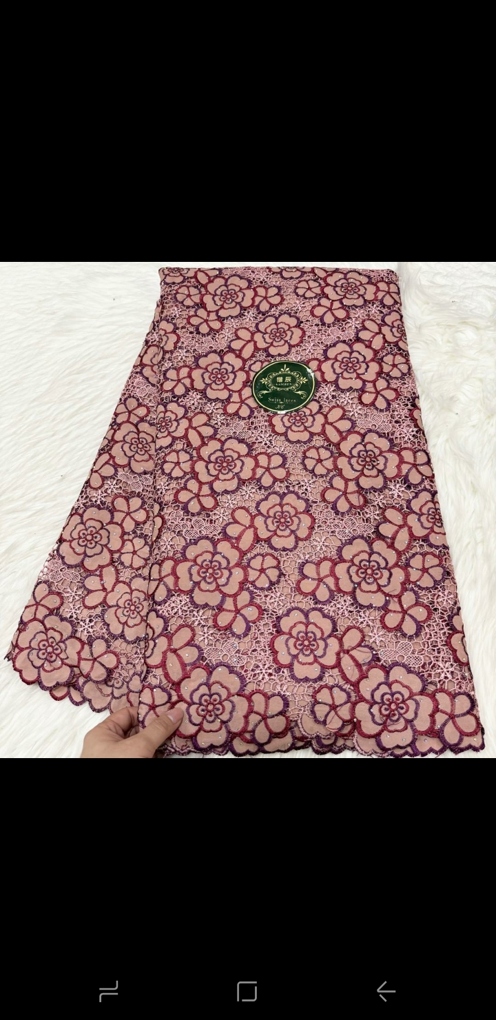 Broderie  - Vue détaillée 37