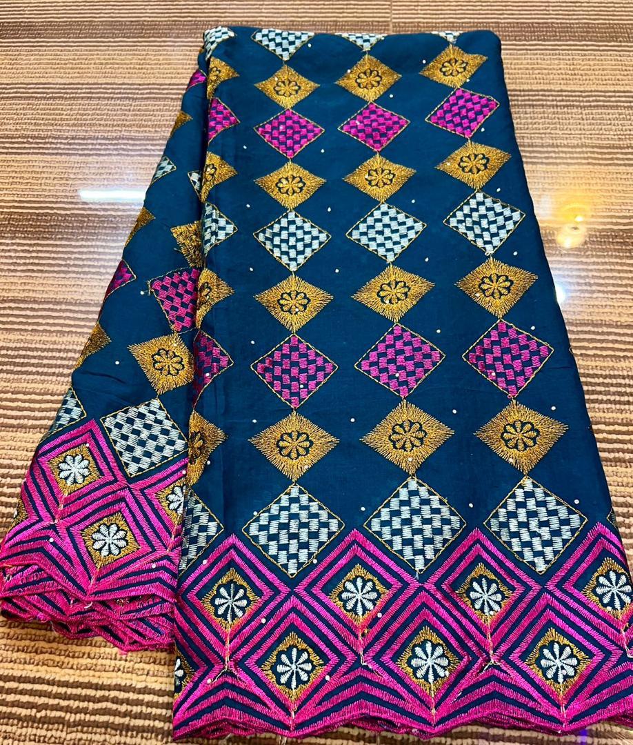 Brodé nouveauté - Vue détaillée 6