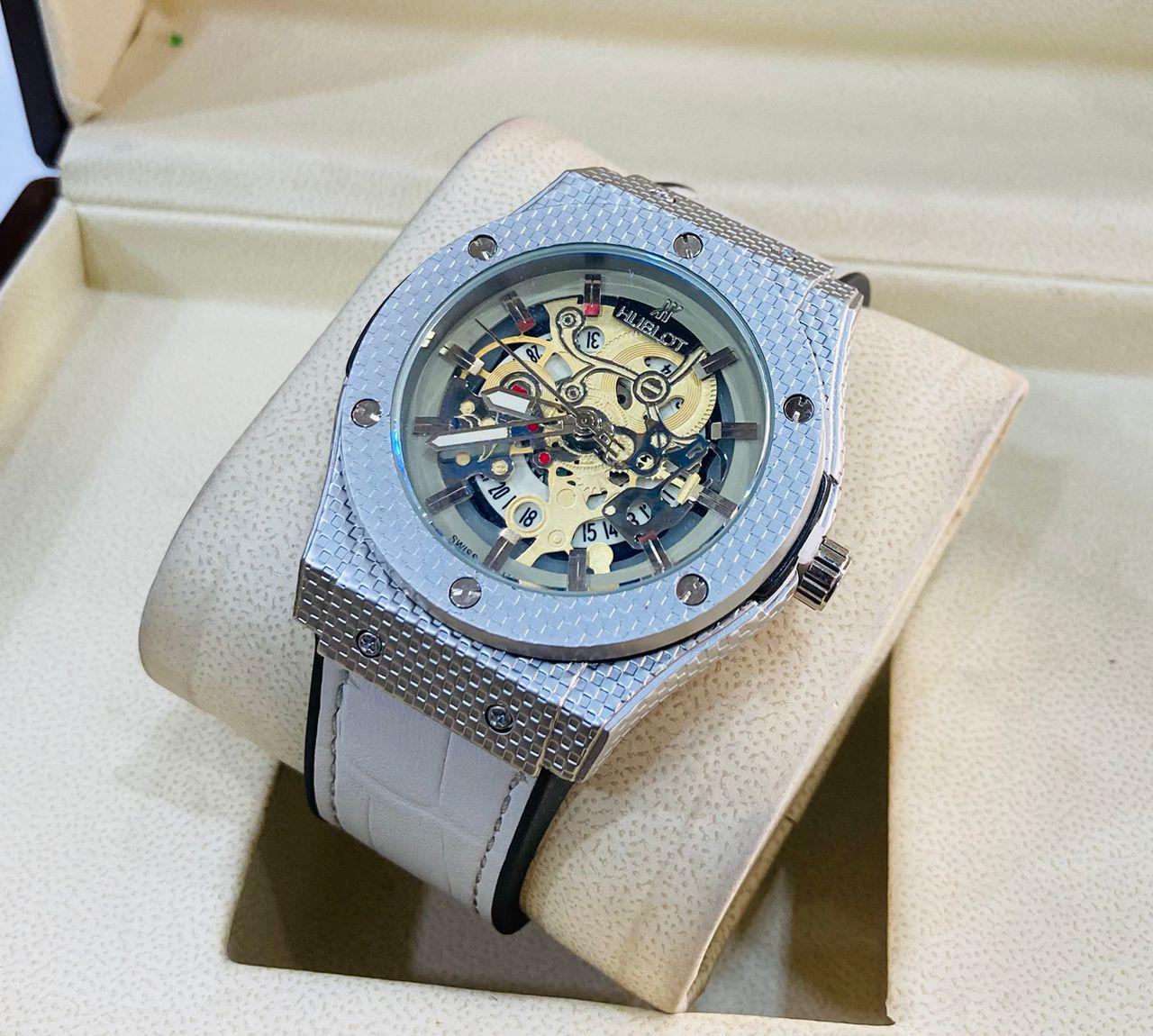 Montre  - Vue détaillée 2