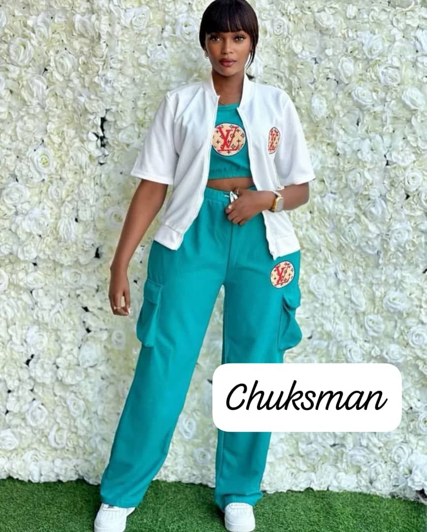 Vêtement femme - Vue détaillée 3