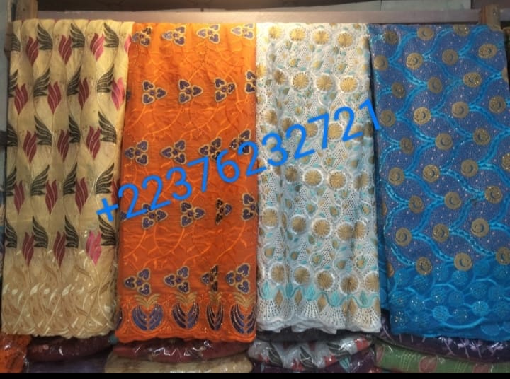 Brodé - Vue détaillée 4