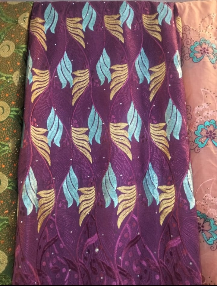 Brodé - Vue détaillée 22