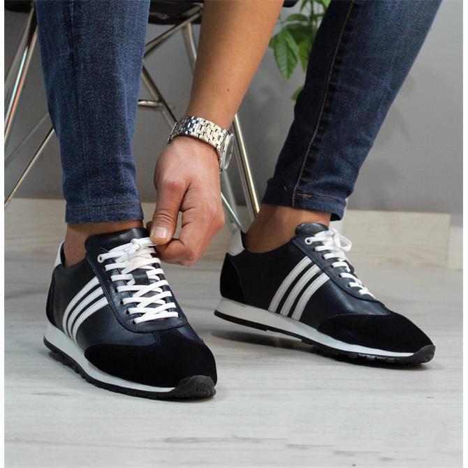 Adidas et mocassins  - Vue détaillée 16