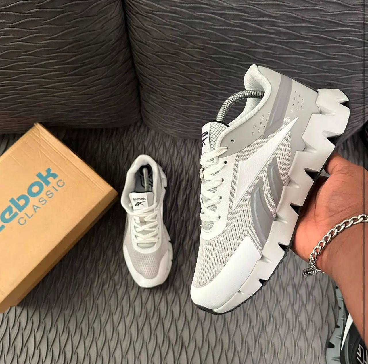 REEBOOK  - Vue détaillée 3