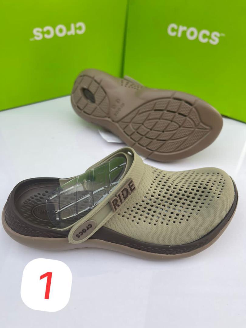 CROCS - Vue détaillée 1