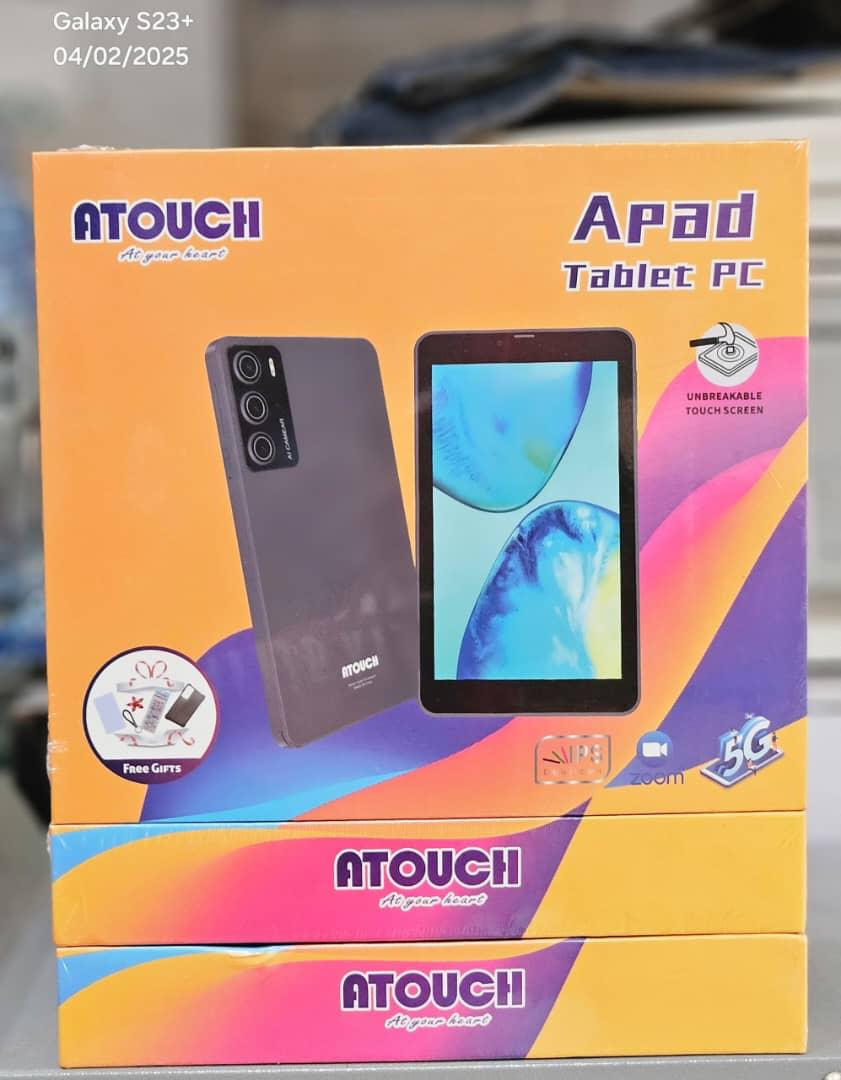 Tablette pour les enfant, étudiant homme d'affaires et bureaucrate - Vue détaillée 1