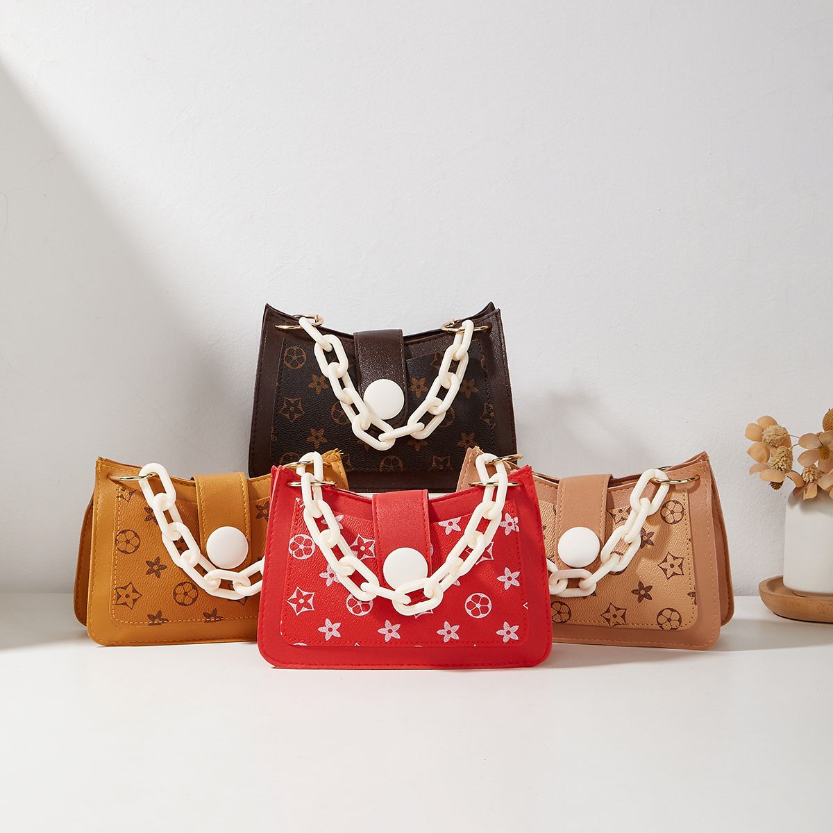 Saquer de marque - Vue détaillée 6