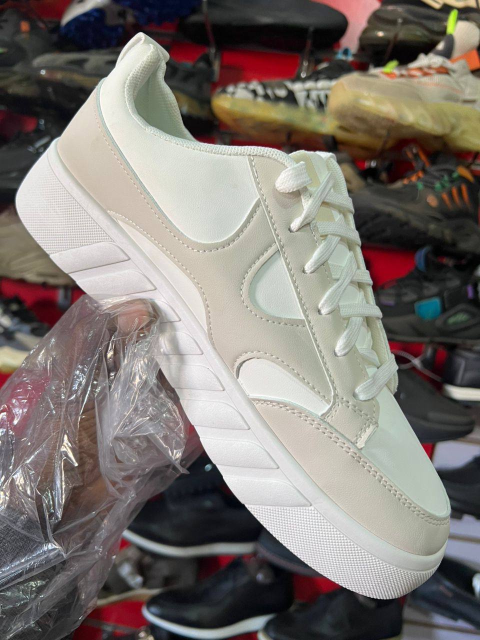 Baskets - Vue détaillée 1