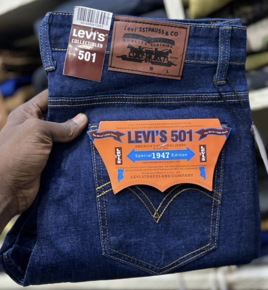 Jeans simple - Vue détaillée 5