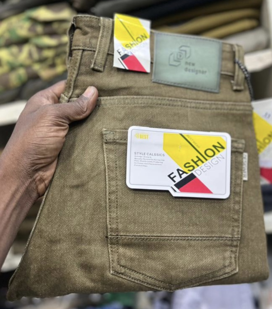 Jeans simple - Vue détaillée 6