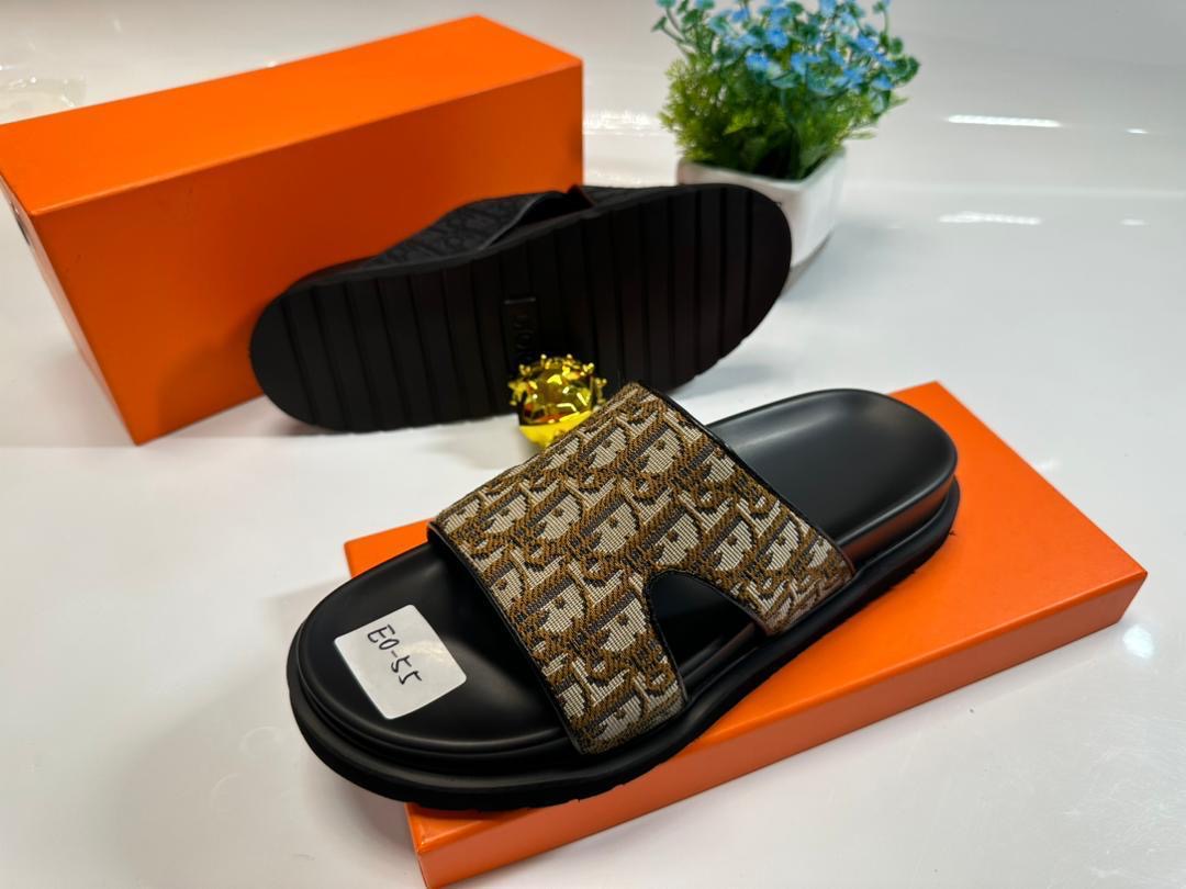 Burbery - Vue détaillée 1