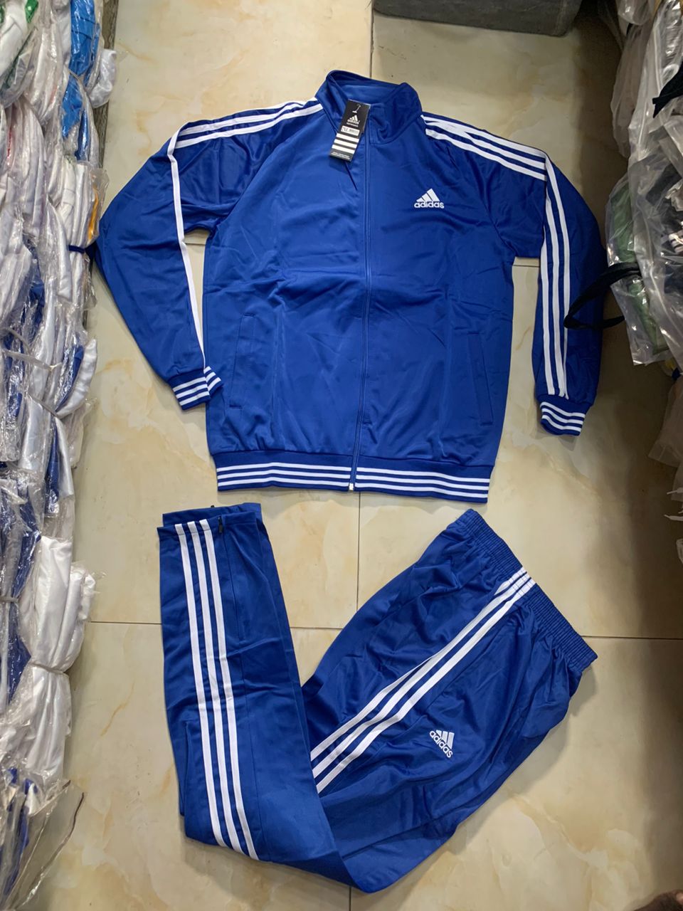 Vêtements sports - Vue détaillée 2