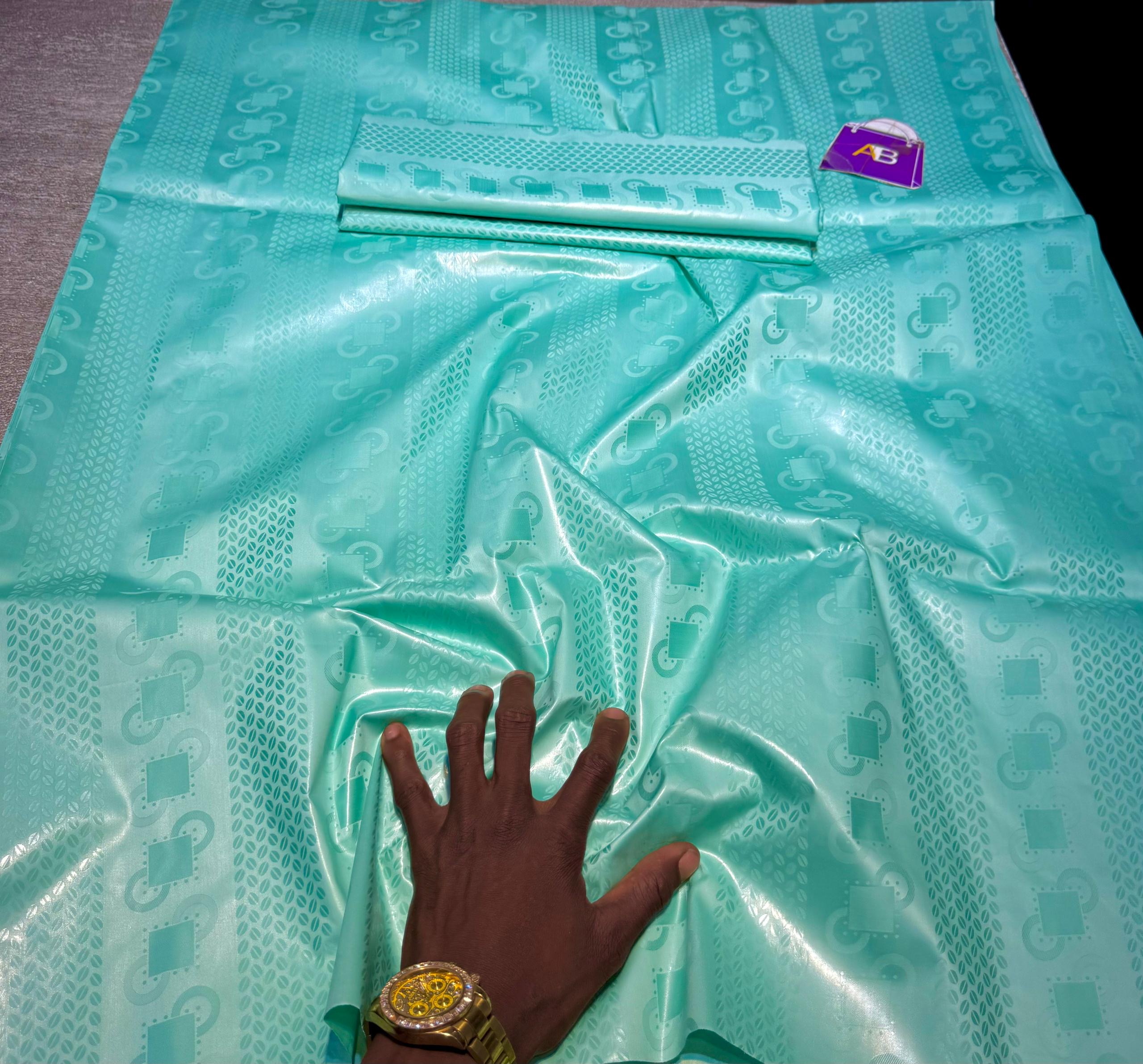 Bazin riche - Vue détaillée 2