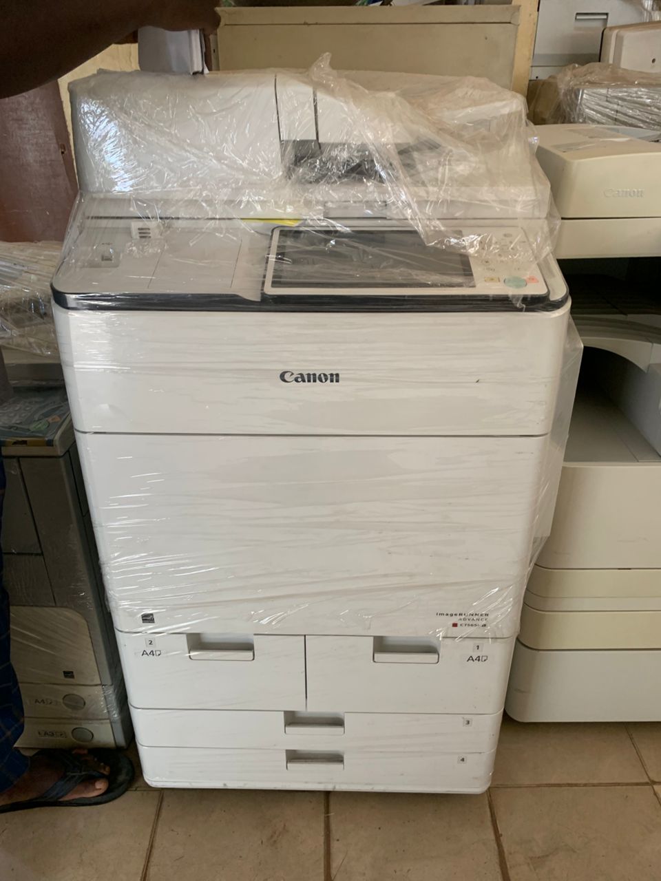 Imprimante canon advance C7565i - Vue détaillée 9