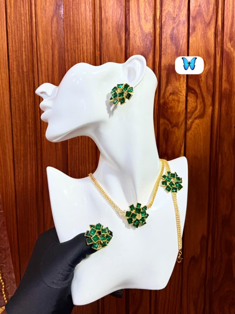 Ensemble Collier + Boucles + Bague + Bracelet* - Vue détaillée 17