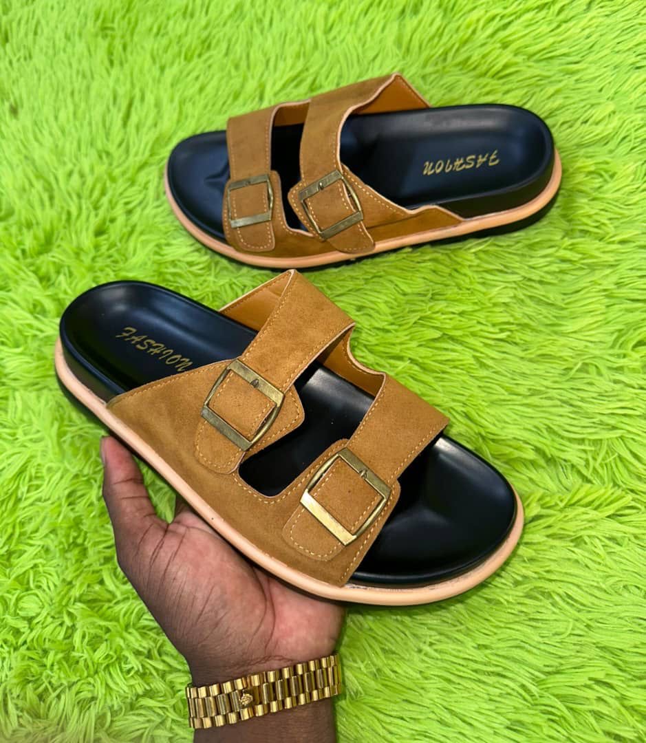 chaussures tapettes Fashion Gucci🥰🥰🥰.* - Vue détaillée 3