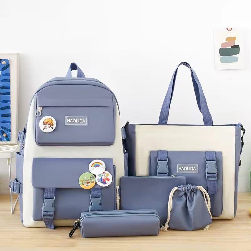 🎒 *Pack 5 en 1 Original &amp; Stylé* – Sac à dos + 4 accessoires 🧸✨ - Vue détaillée 3
