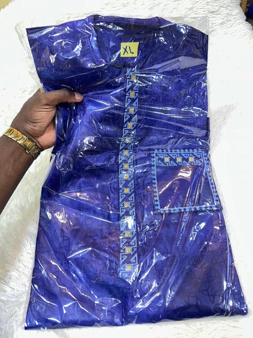 bazin très bien cousu en Ordinateur 🥰🥰🥰.* - Vue détaillée 1