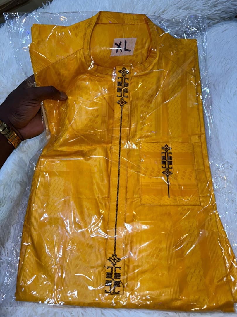 bazin très bien cousu en Ordinateur 🥰🥰🥰.* - Vue détaillée 9