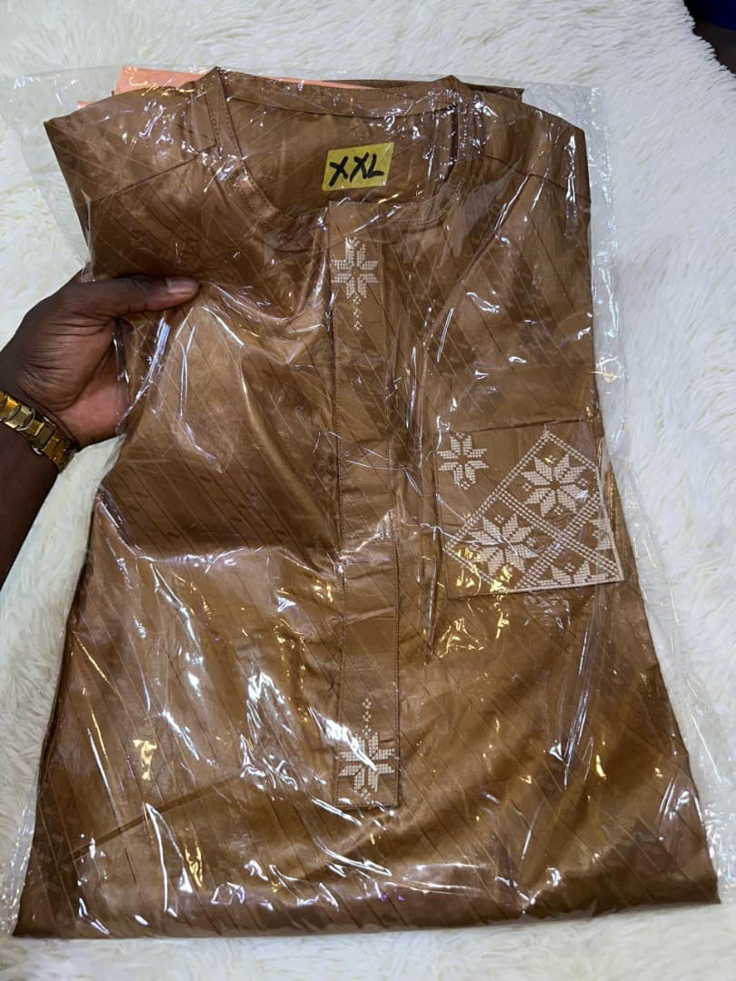 bazin très bien cousu en Ordinateur 🥰🥰🥰.* - Vue détaillée 11