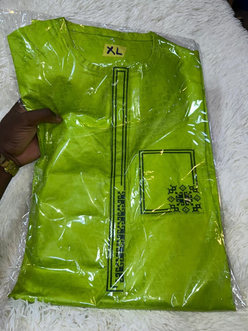 bazin très bien cousu en Ordinateur 🥰🥰🥰.* - Vue détaillée 13