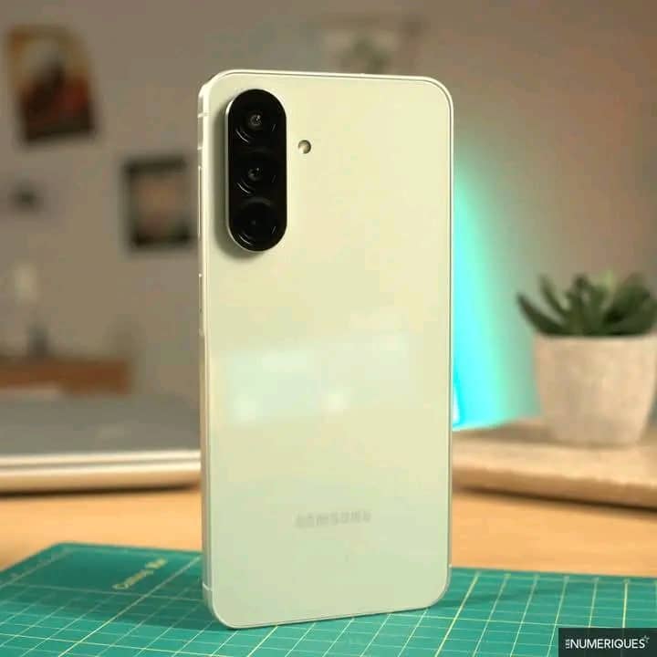 Samsung Galaxy A 56 - Vue détaillée 3