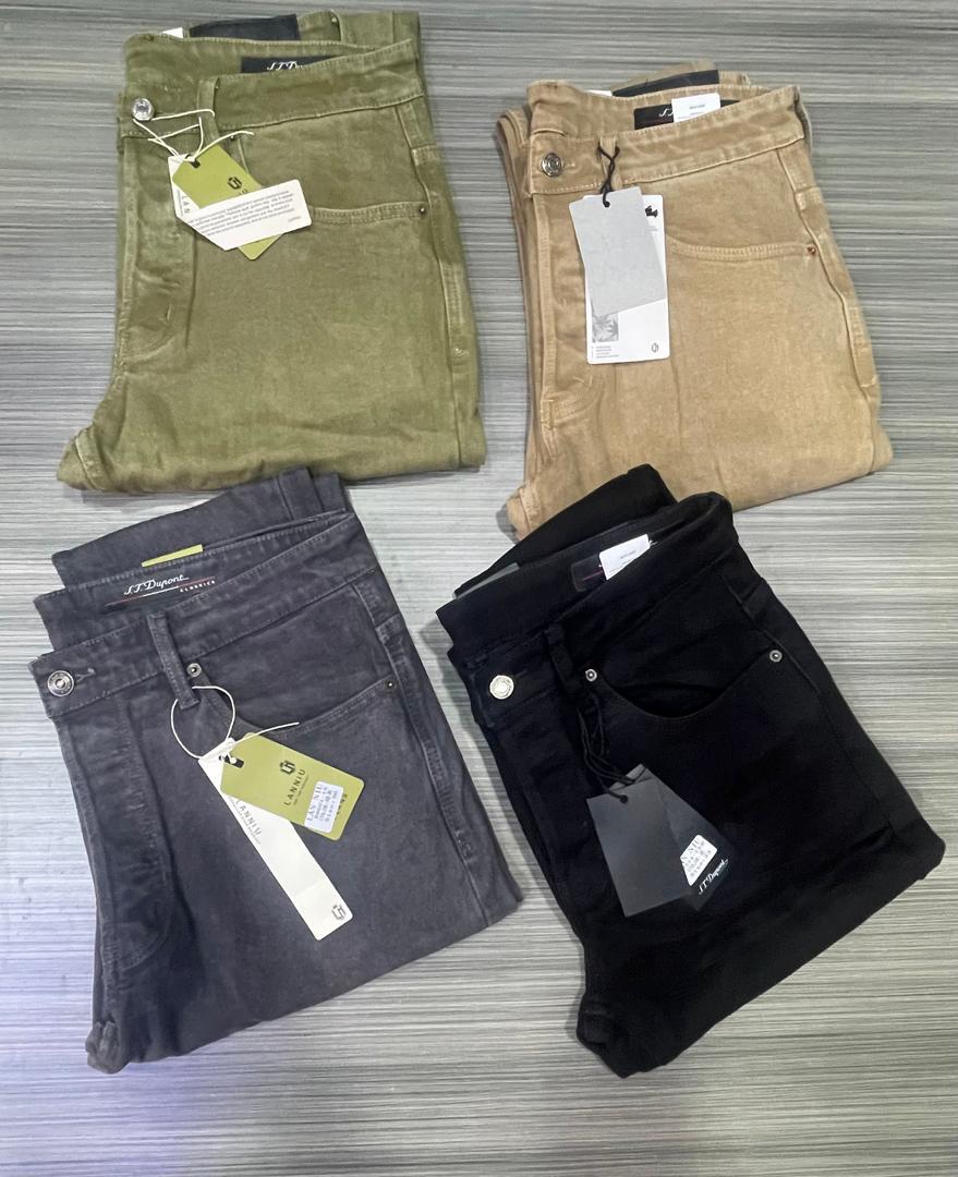 Nos jeans Turquie ne sont pas juste des vêtements, ce sont des signatures de puissance tranquille - Vue détaillée 1