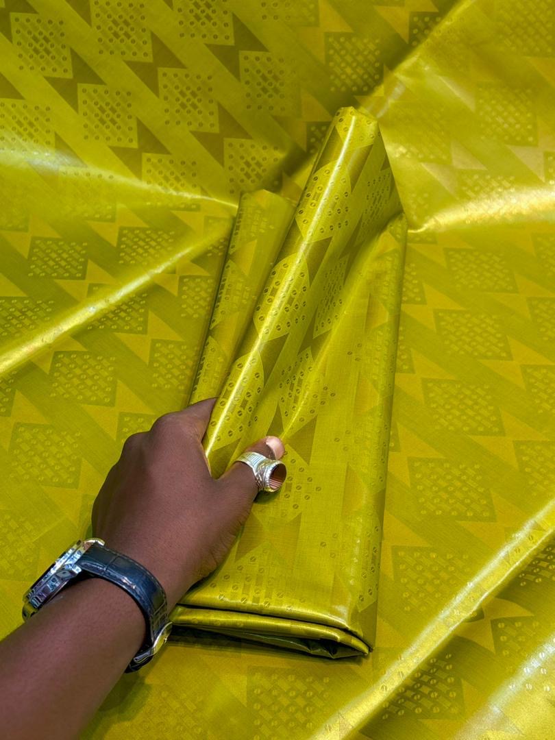 Bazin Riche Gold - Vue détaillée 1