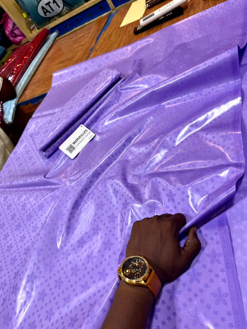 Bazin super riche - Vue détaillée 4