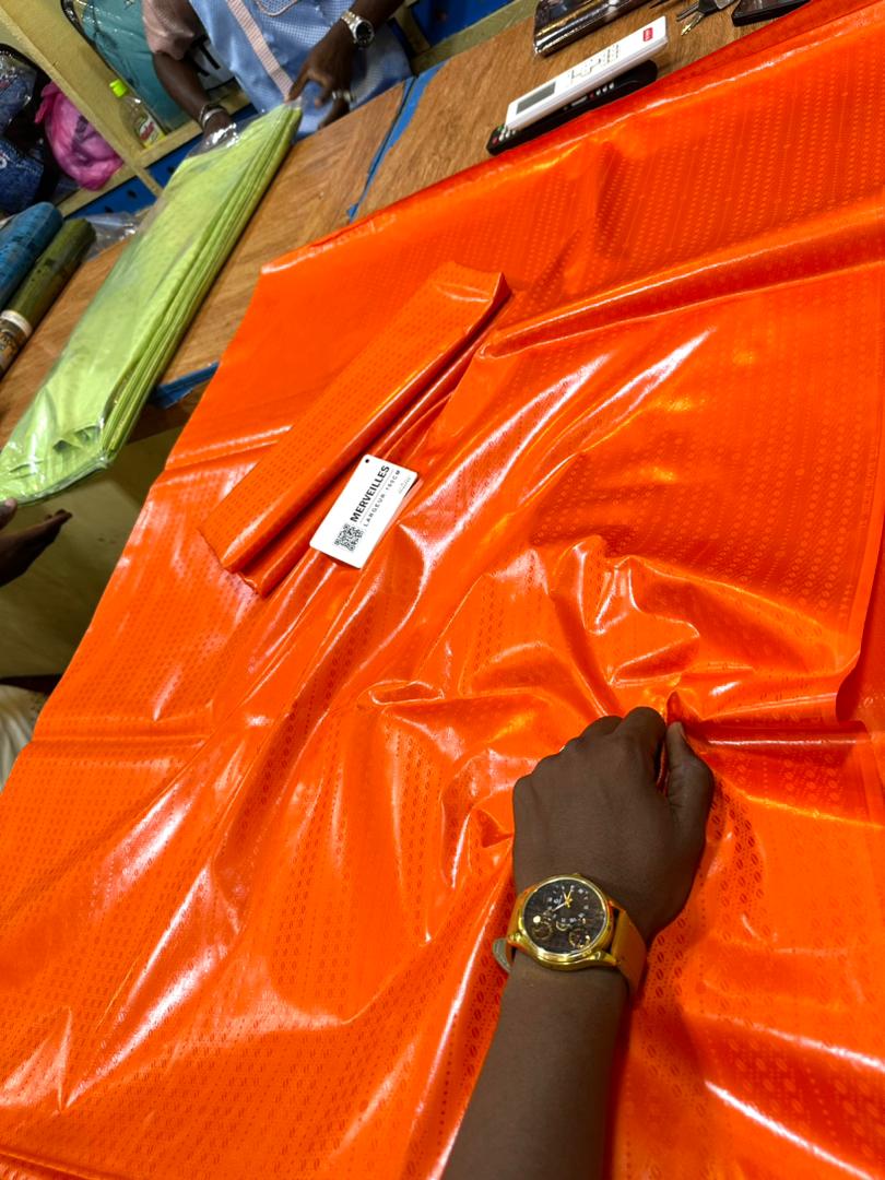 Bazin super riche - Vue détaillée 2