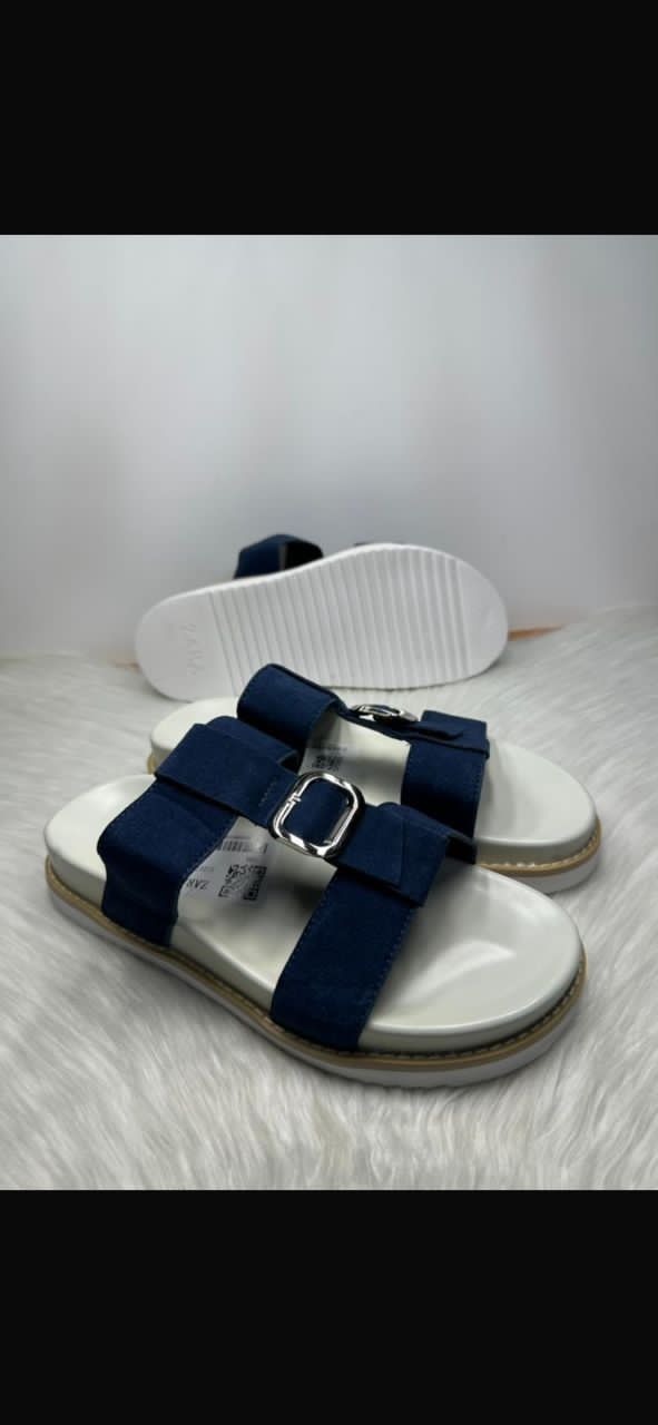 Chaussures - Vue détaillée 1