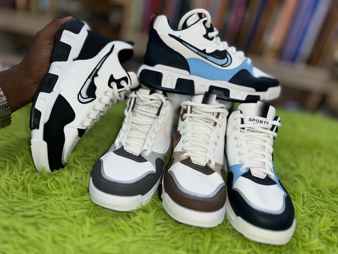 Chaussures - Vue détaillée 1