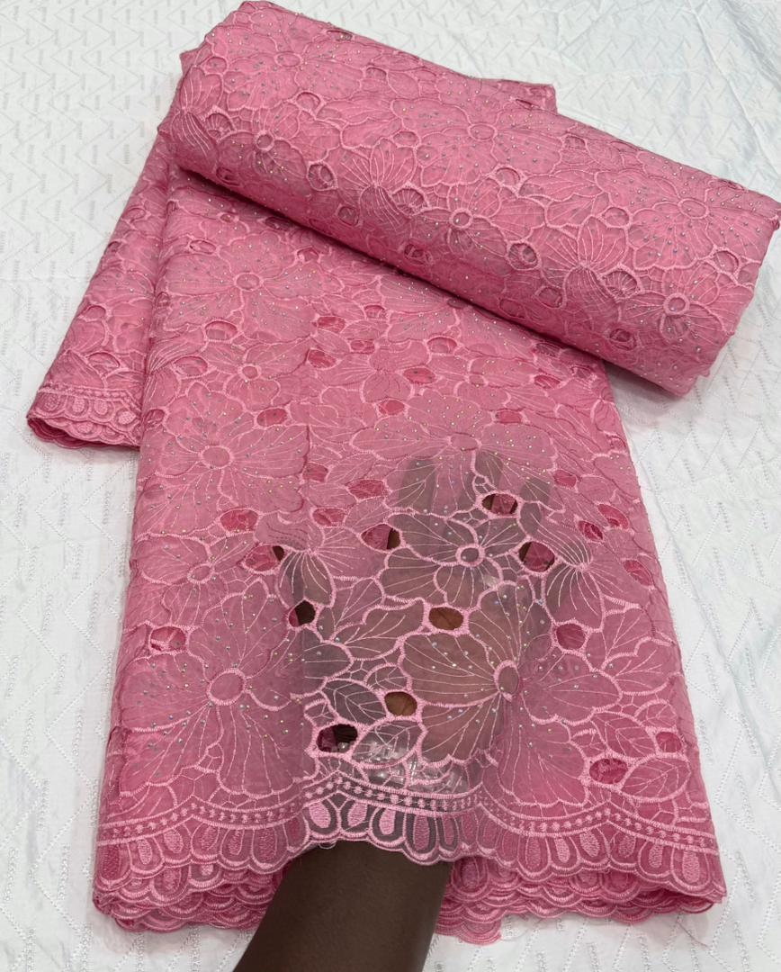 Brodé dupur - Vue détaillée 5