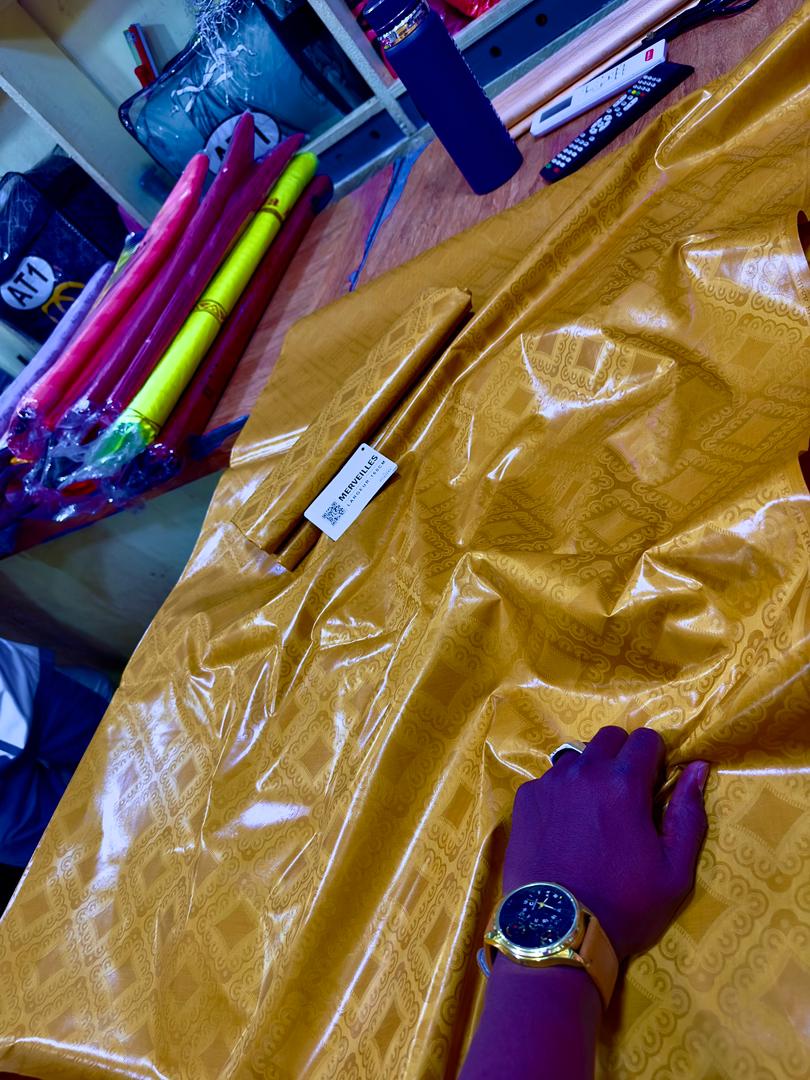 Bazin super riche - Vue détaillée 2