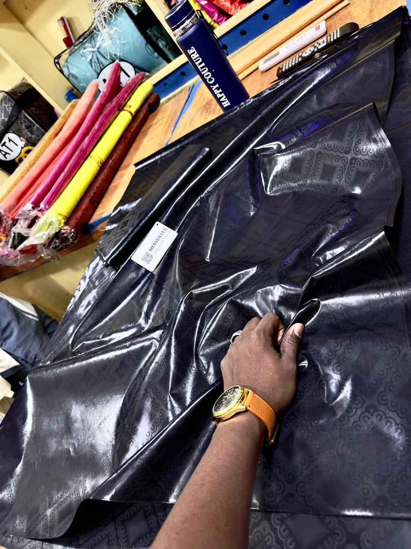 Bazin super riche - Vue détaillée 3