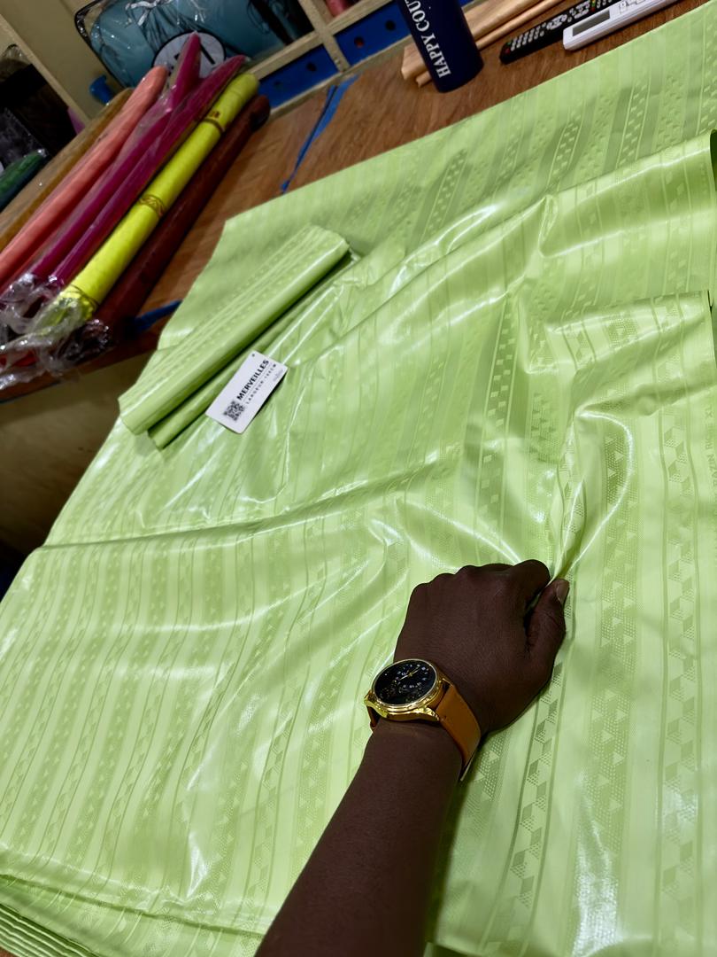 Bazin super riche - Vue détaillée 1