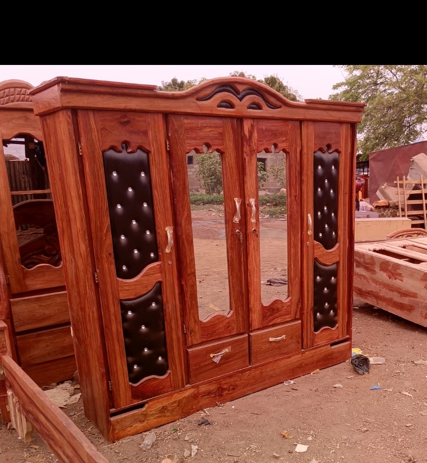 Armoire 4 porte - Vue détaillée 1